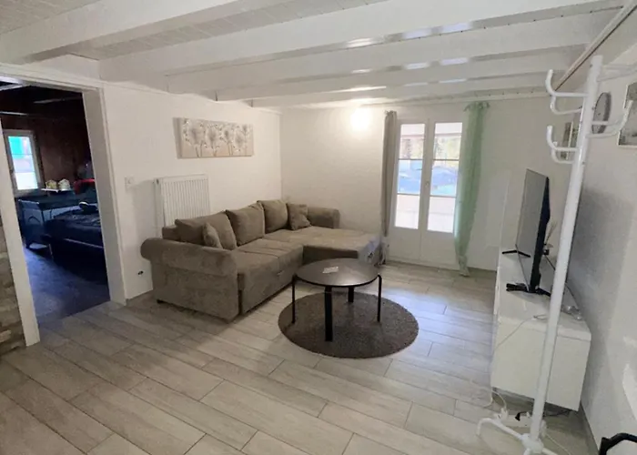 Happy Life - - Near Spiez-thun- Interlaken Apartment