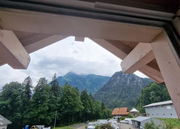 Happy Life - - Near Spiez-thun- Interlaken